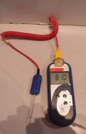 C48-P16 COMARK Waterproof Food Thermometer Kit