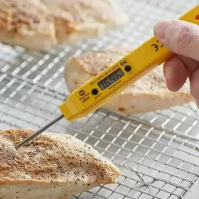 KM400 COMARK Digital Pocket Thermometer #3