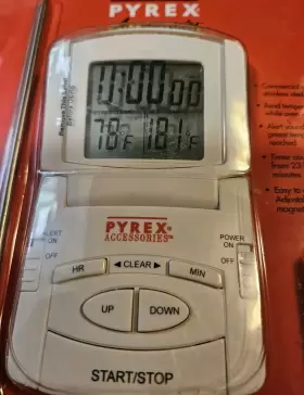 31073 PYREX Programmable Digital Probe Meat Thermometer #2