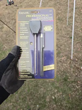 9840NW TAYLOR Digital Thermometer