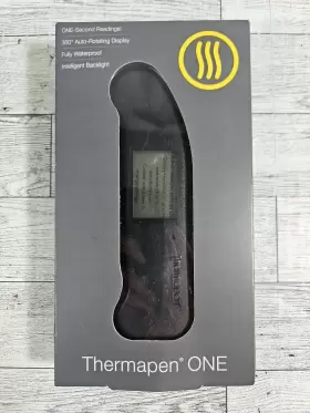 THS-235-477 THERMOWORKS Thermapen Handheld Thermometer