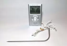 7080419 WILLIAMS-SONOMA Digital Oven Thermometer Voice Alert