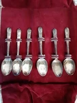 Vintage President Spoons Wm Rogers Silver Plated Set First 6 Presidents In Case. Fixed Price $12.00.