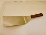 Dexter Usa Smashburger Spatula S8699 Large 8x4 Blade Wood Handle Factory2nd. Fixed Price $24.99.